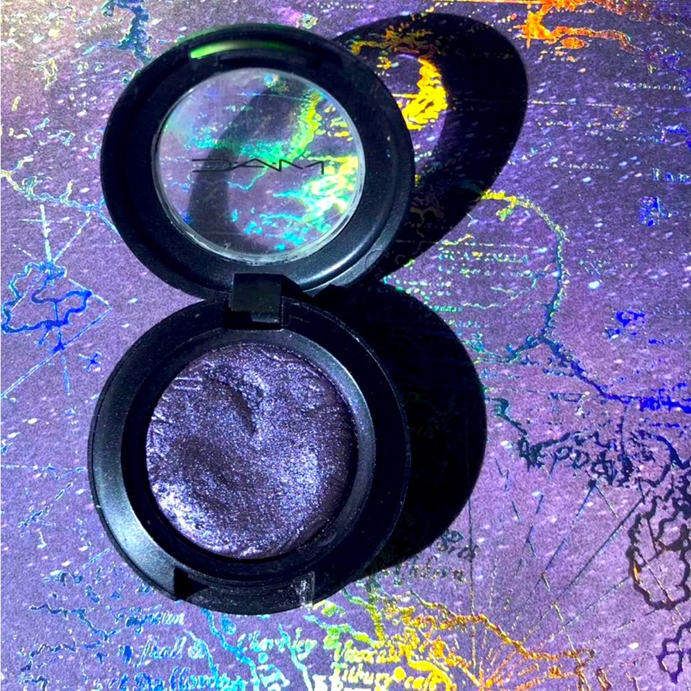 MAC Eyeshadow Grand Galaxy